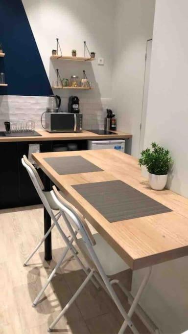 Le Berlier 60M2 + Cour Privee - Centre Historique Apartment Дижон Екстериор снимка